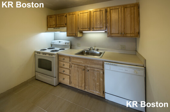 2 bed, 1 bath apartment for rent at 75 Gardner St Unit B5, Allston — photo 6 of 7