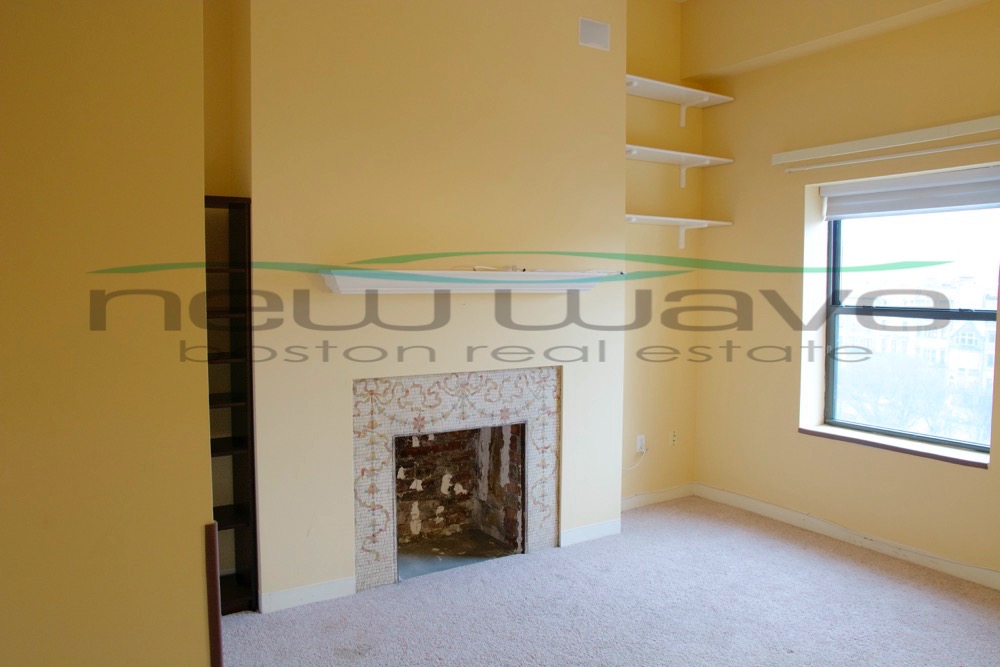 636 Beacon St, Fenway