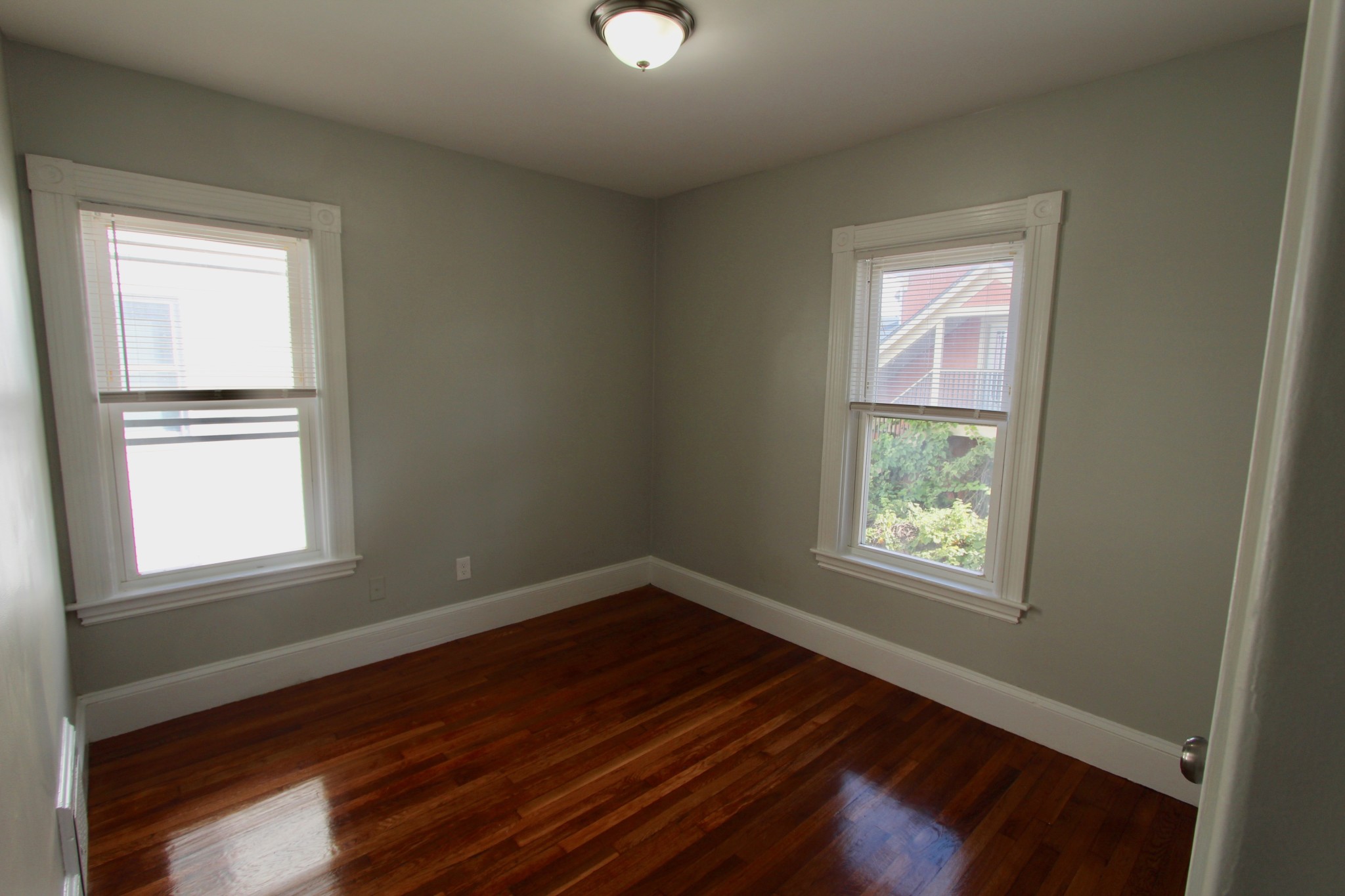 4 bed, 2 bath apartment for rent at 34 Russell St Unit A, Malden — photo 6 of 9