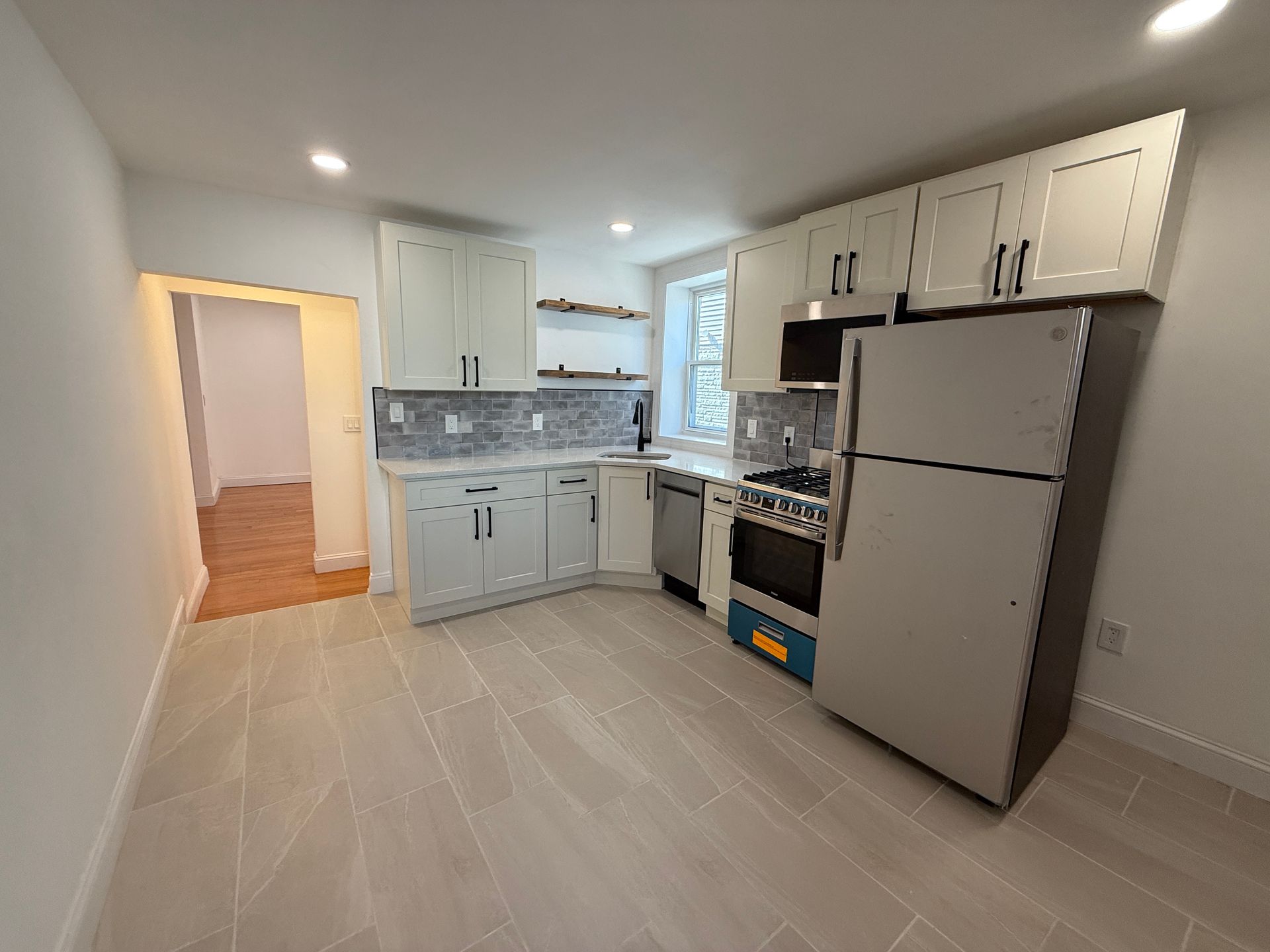 20 Chelsea St, East Boston