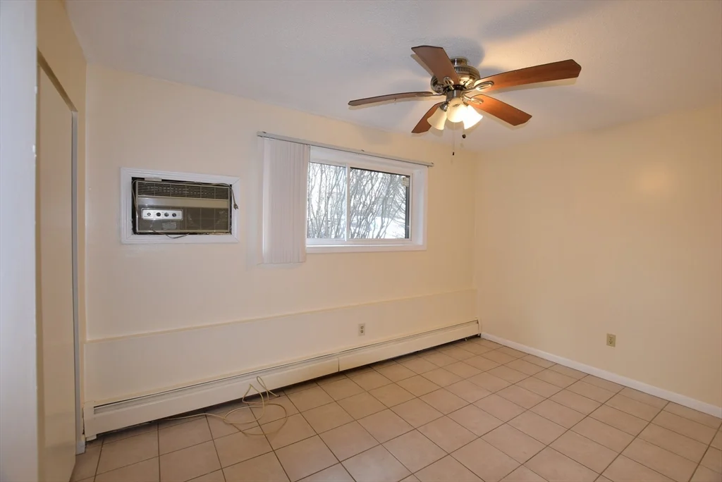 309 Pawtucket Blvd, Lowell