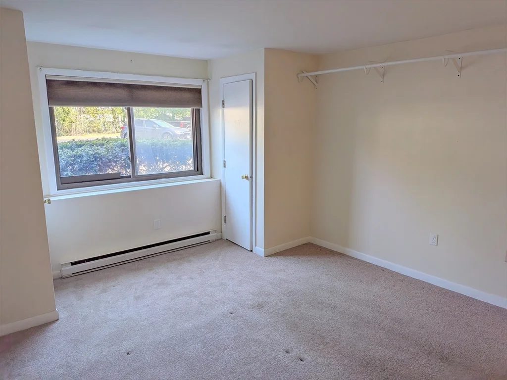 16 Juniper Rd, North Attleboro