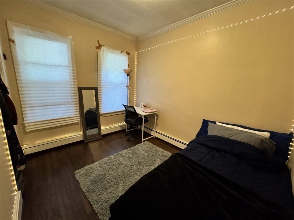 47 Dalrymple St, Jamaica Plain