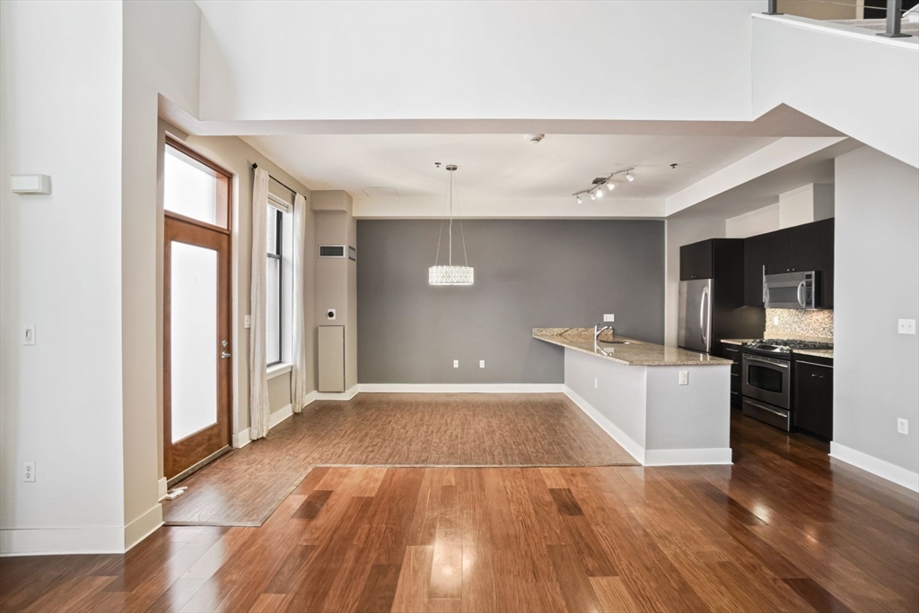 735 Harrison, South End