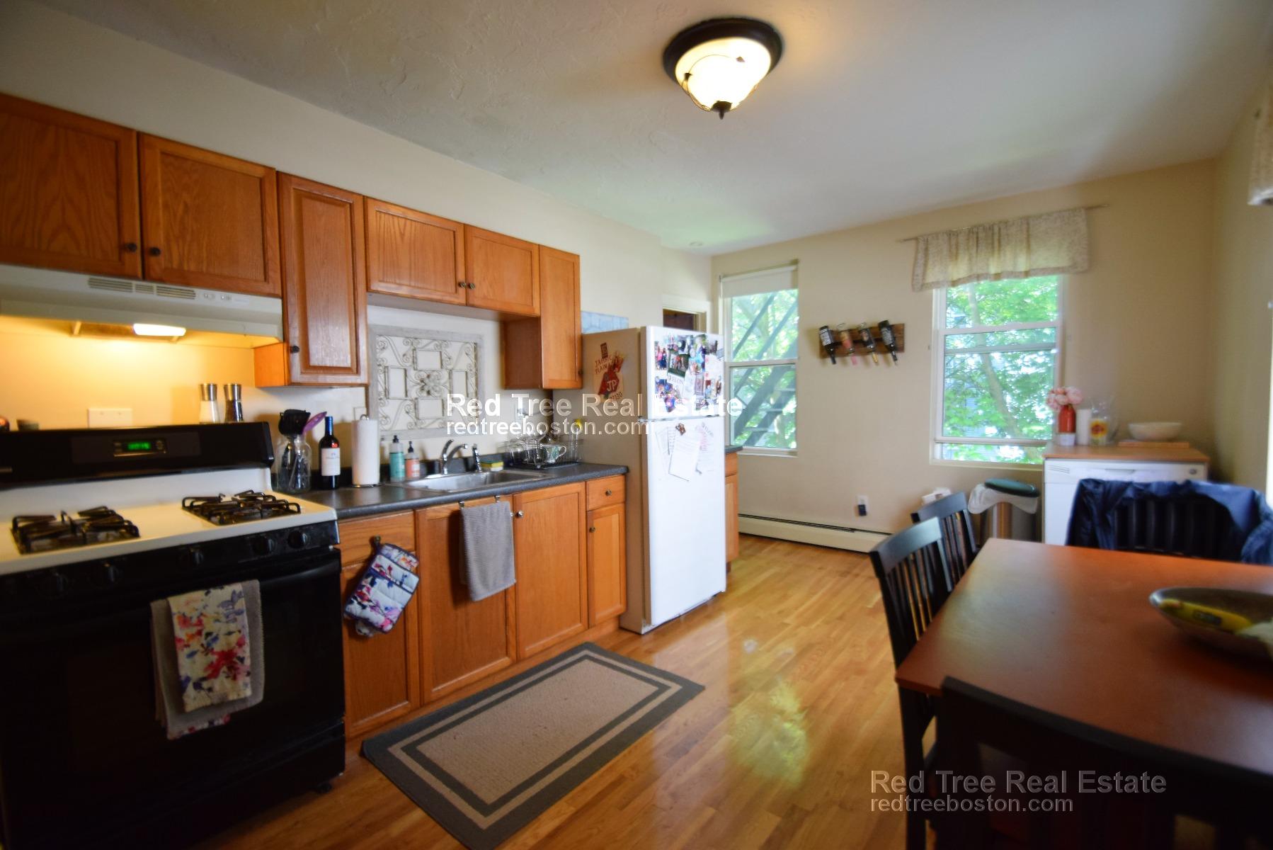 20 Ashley St, Jamaica Plain