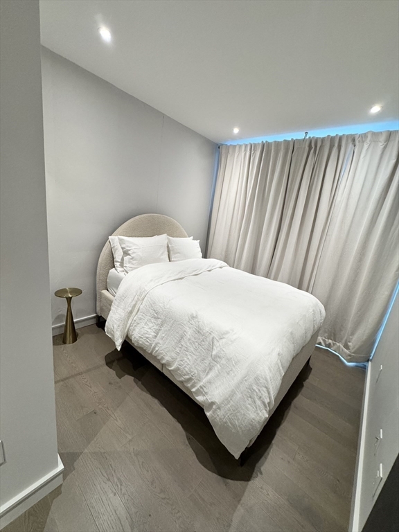 55 Lagrange, Downtown