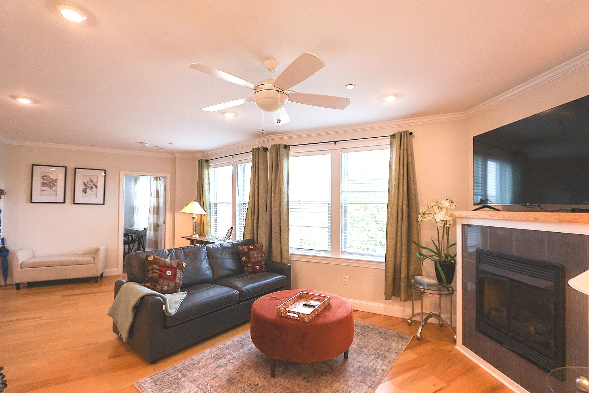 1008 Tremont St, Roxbury