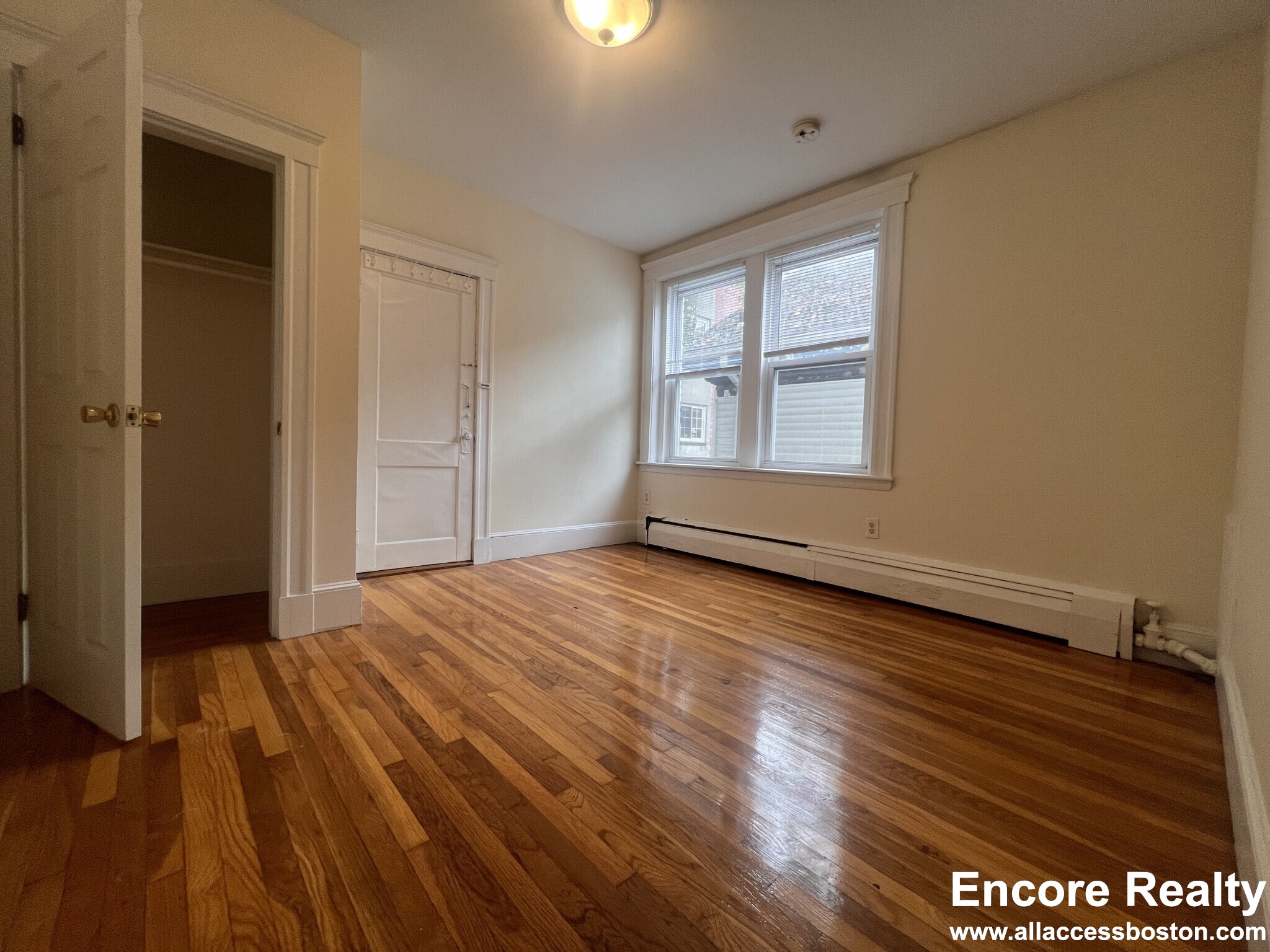 47 Inman St, Mid-Cambridge