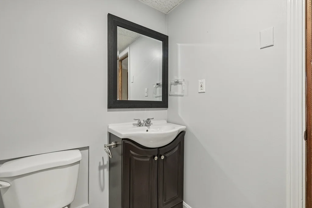 35 Springvale Ave, Chelsea