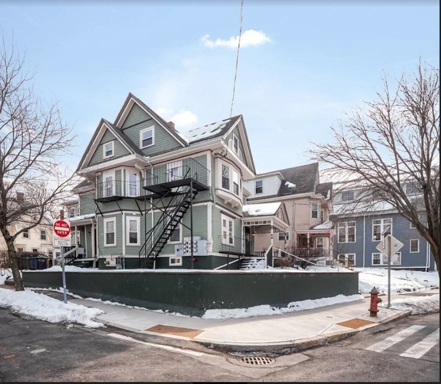 97 College Ave, Powder House Square