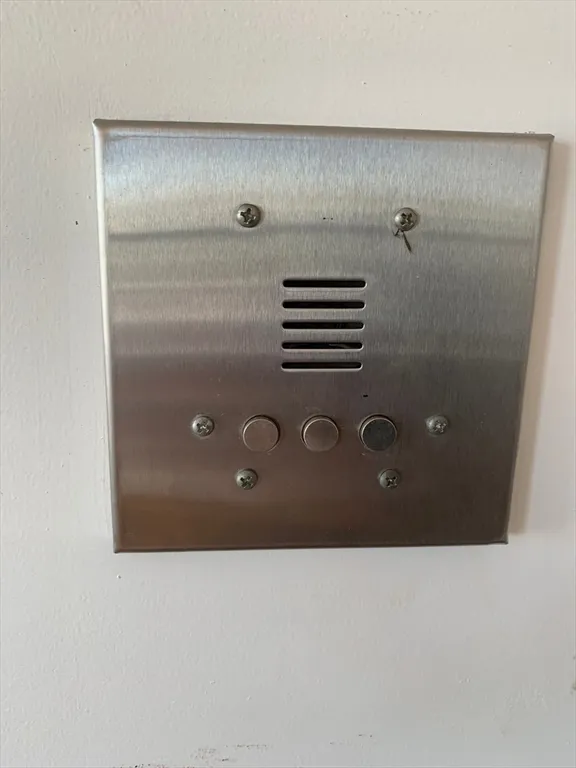 104 Beacon St, Chelsea