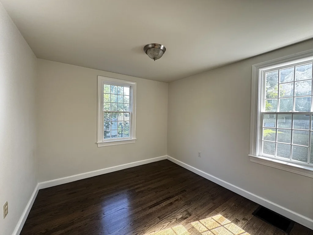 25 Warren Ave, Randolph