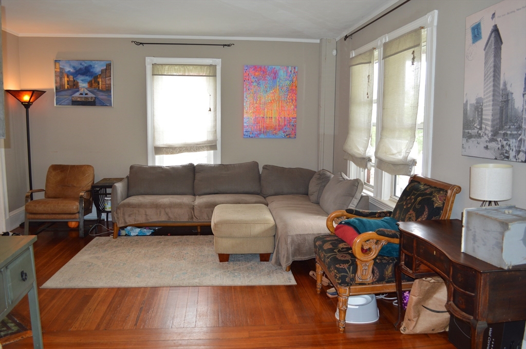 35 Oliver, Framingham