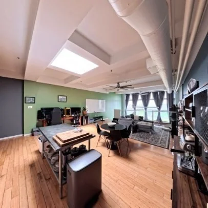 156 Porter St, East Boston