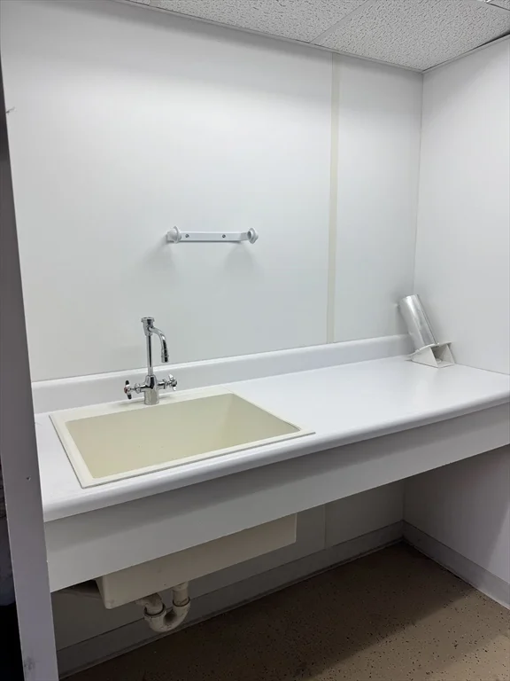 320 Elm St, Southbridge