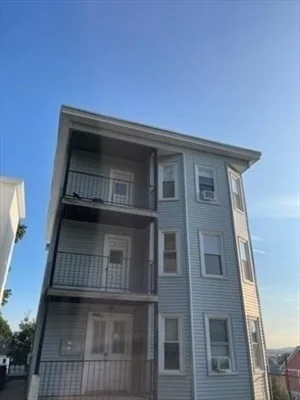 62 Elliot St, Worcester