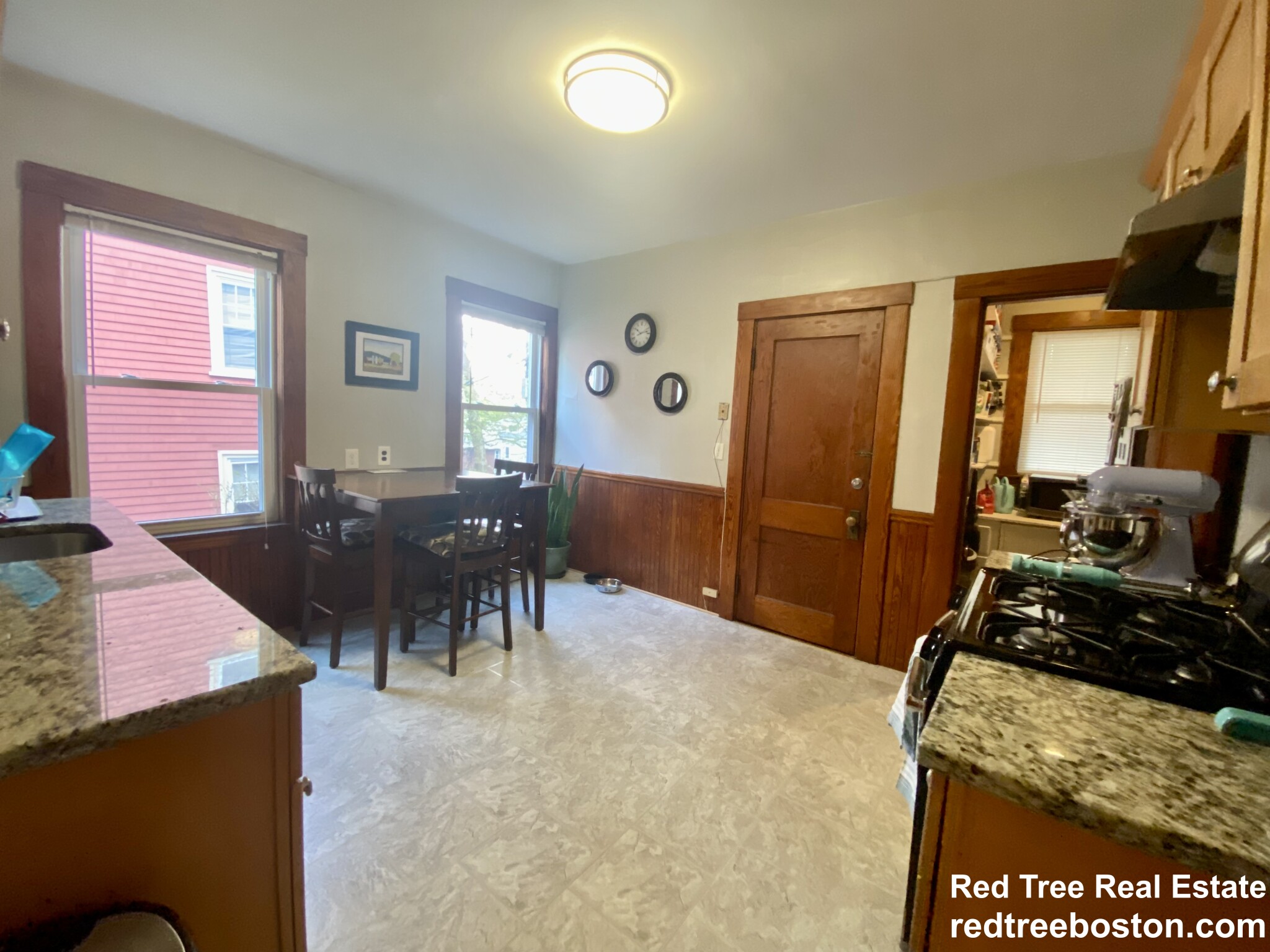 11 Parkton Rd, Jamaica Plain