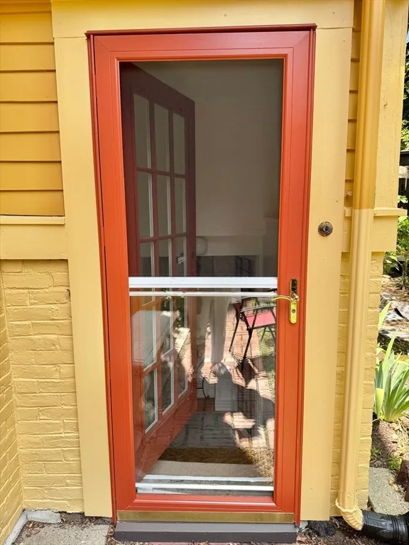 12 Humboldt St, Neighborhood Nine