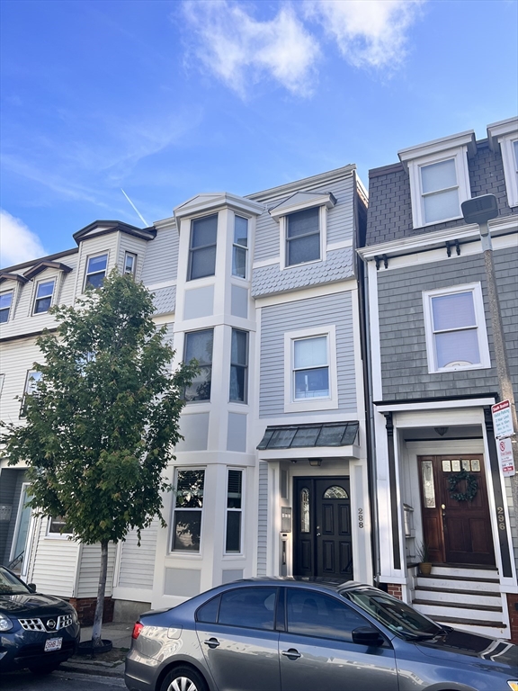 288 W 3rd St, South Boston