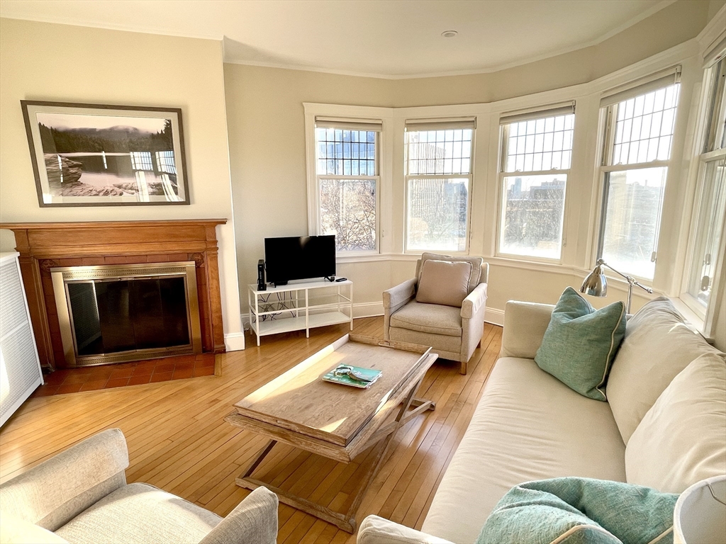 10 Dana St, Mid-Cambridge