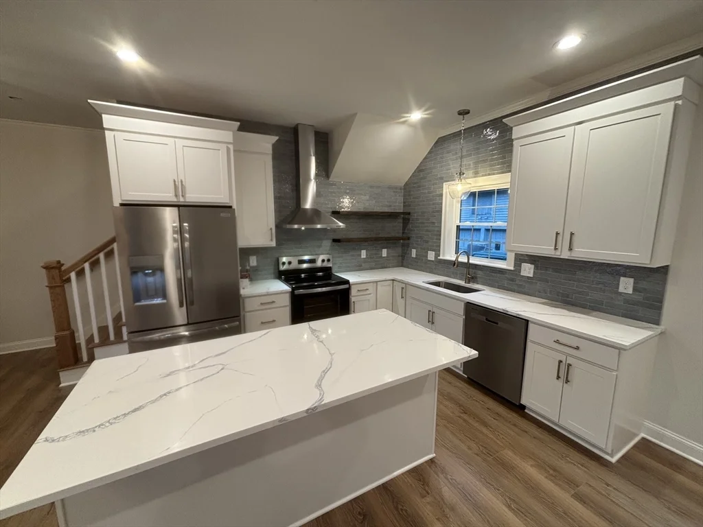 72 Prospect St, Clinton