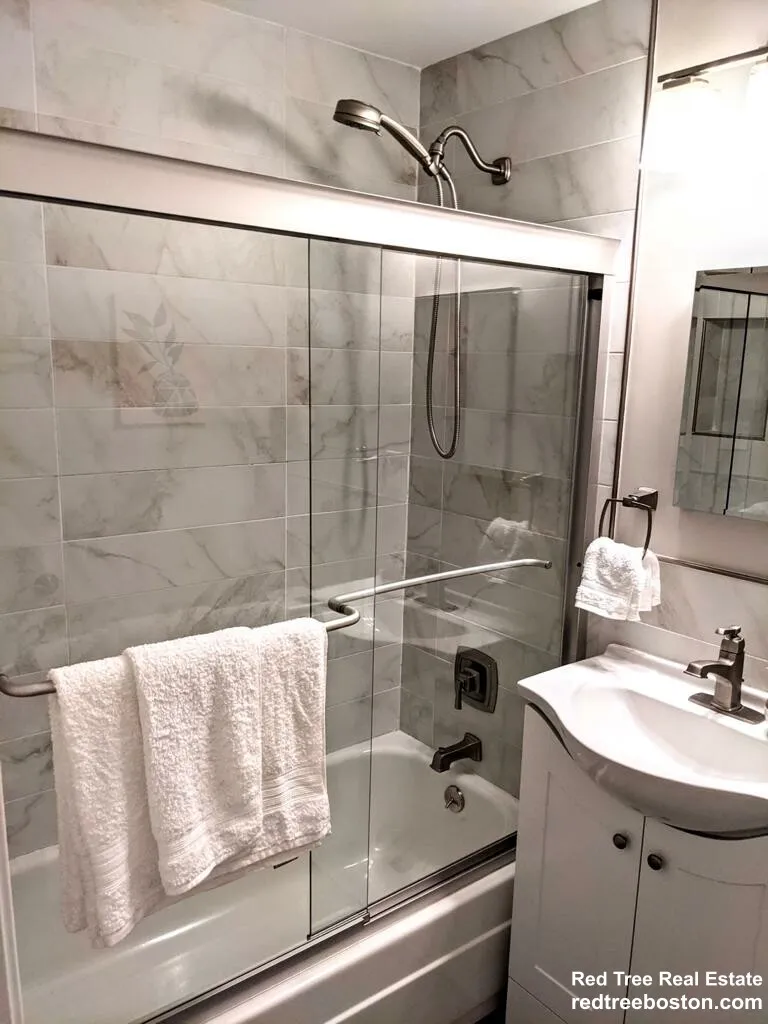 27 Bowdoin St, Beacon Hill