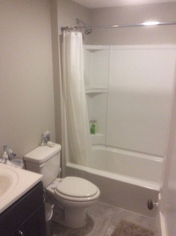 63 Oakland St, Boston