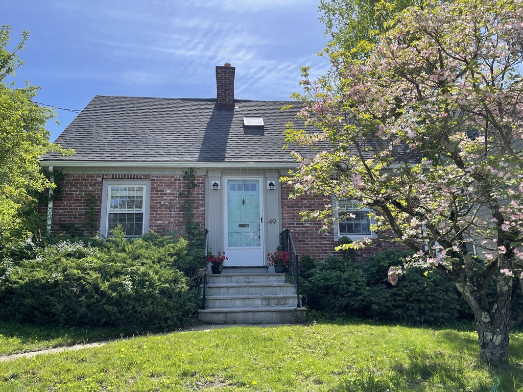 49 Beal Rd, Waltham