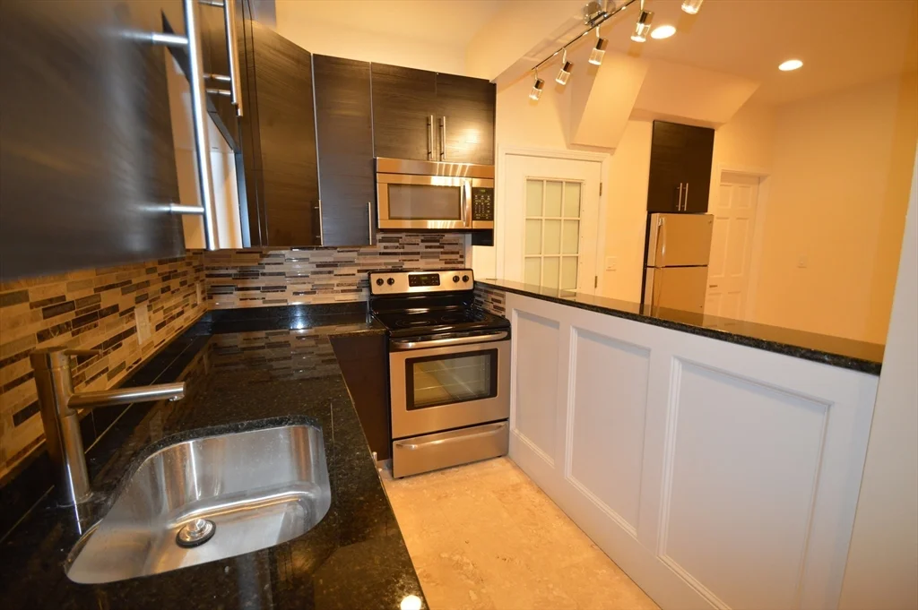 1801 Beacon St, Brookline