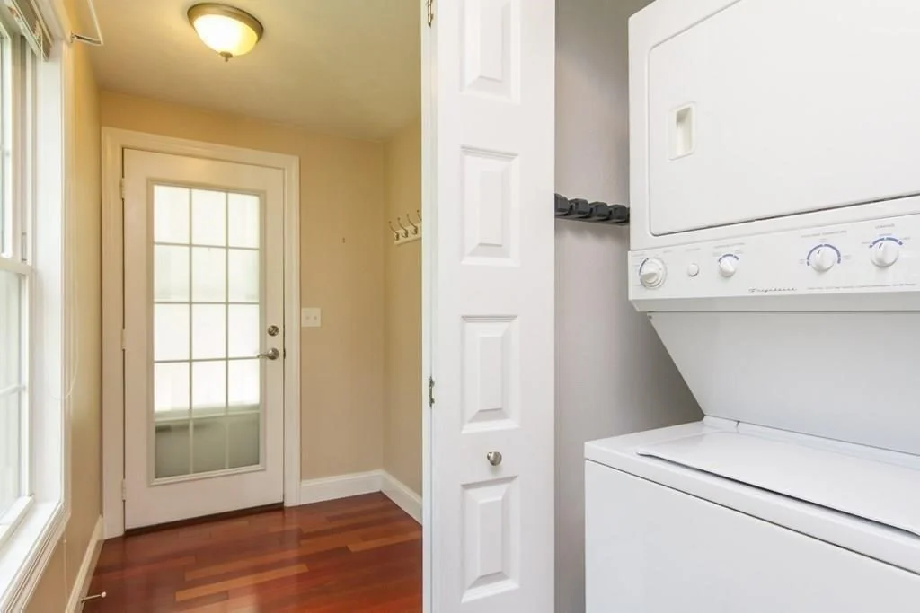 36 Willowdale Rd, Groton