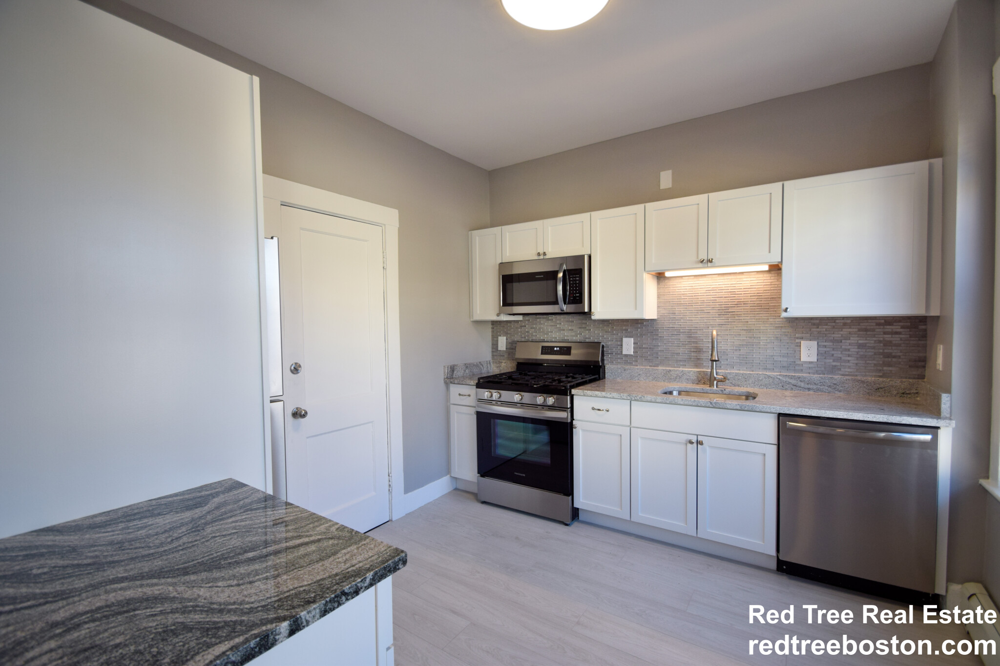 142 Sutherland Rd, Brighton