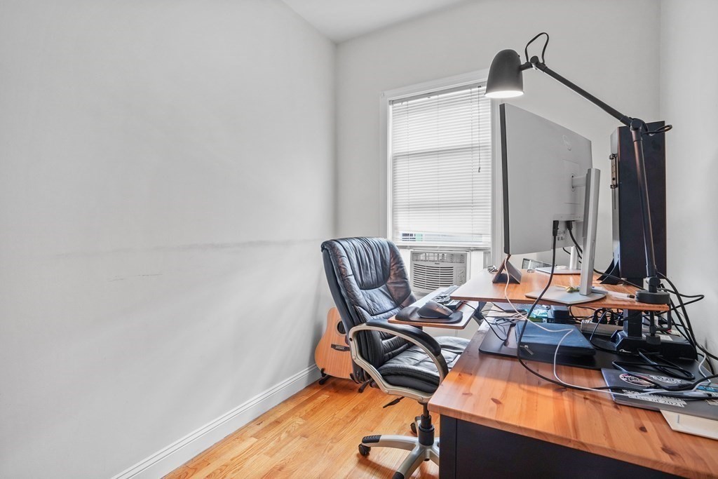 140 D St, South Boston