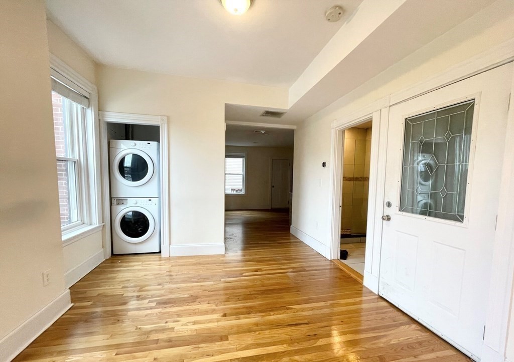 92 L St, South Boston