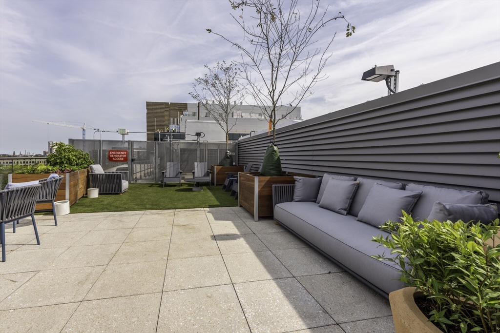 280 Western Ave, Allston