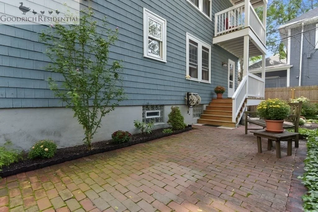 23 Goldsmith St, Jamaica Plain