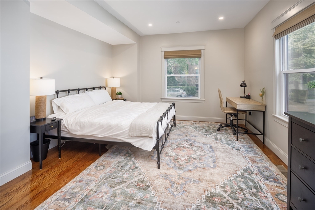 44 Winslow Rd, Brookline