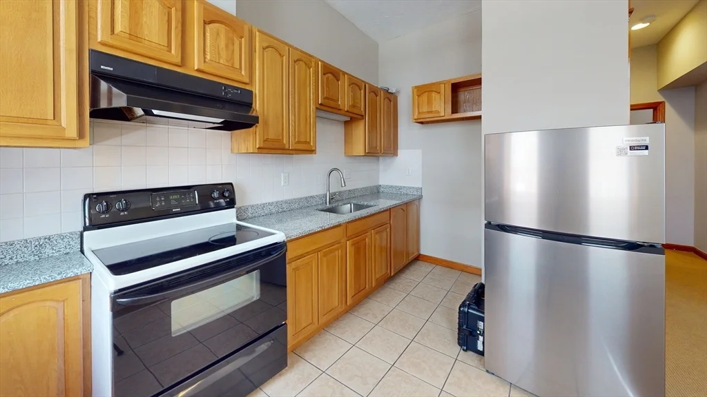 97 Hudson, Chinatown