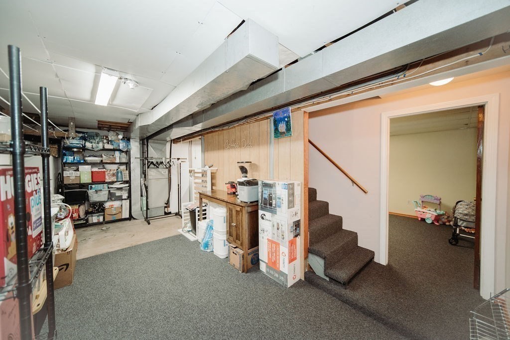 121 Otis St, Westfield