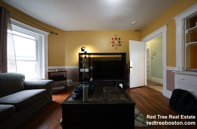 62 Empire St, Allston