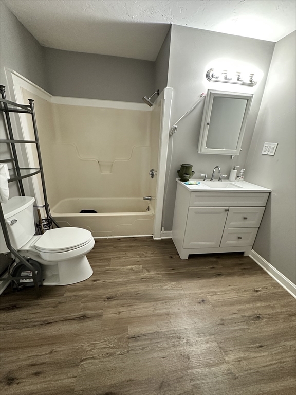 70 Prichard St, Fitchburg