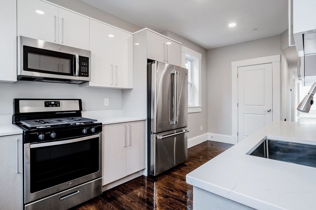 59 Strathmore Rd, Brighton