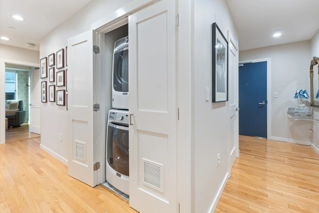 80 Broad, Waterfront