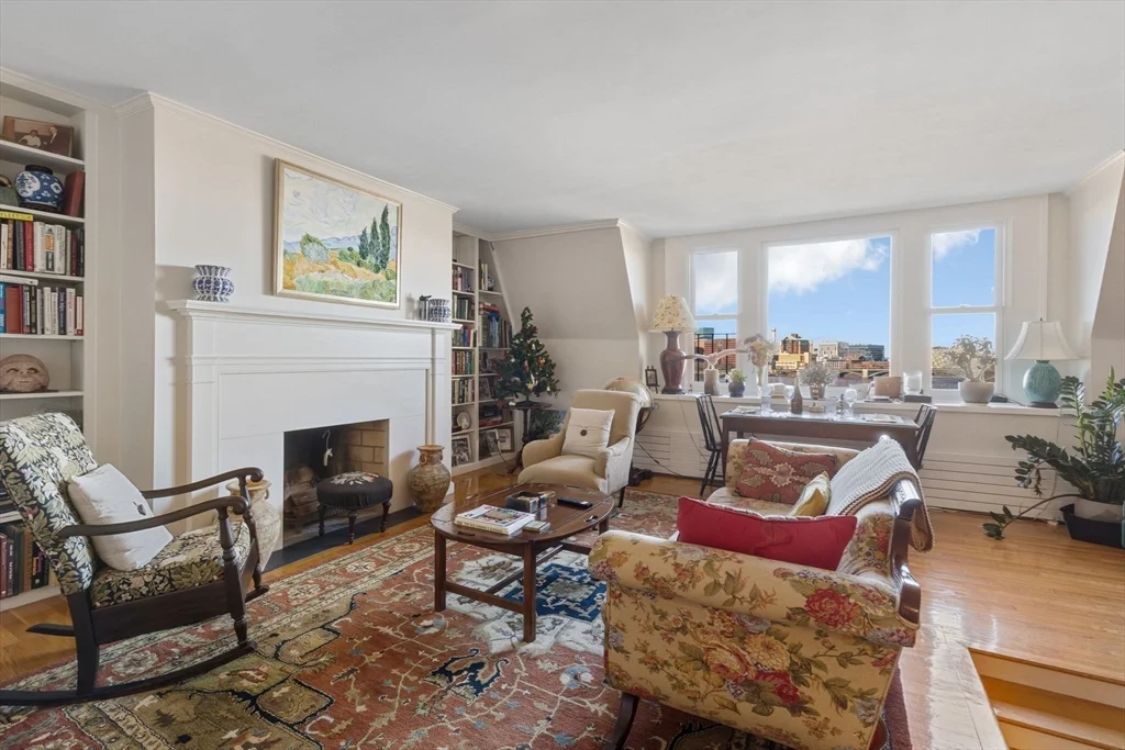 122 Beacon, Back Bay