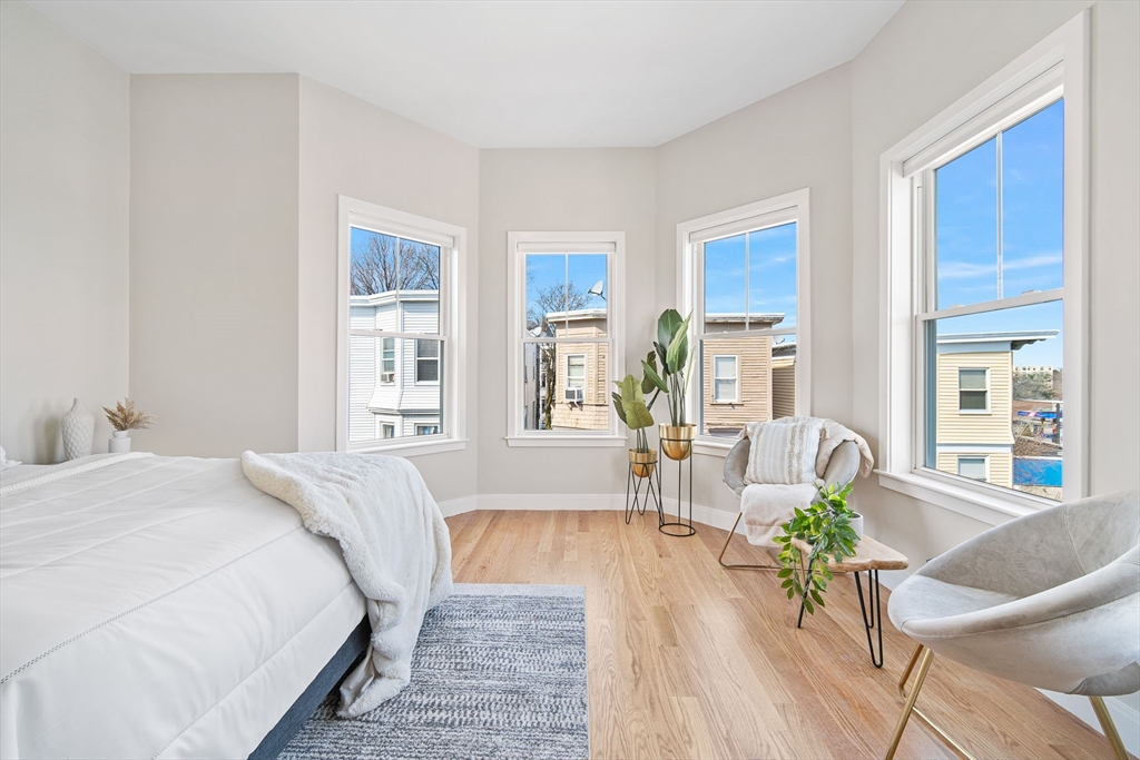 2-4 Hecla, Dorchester