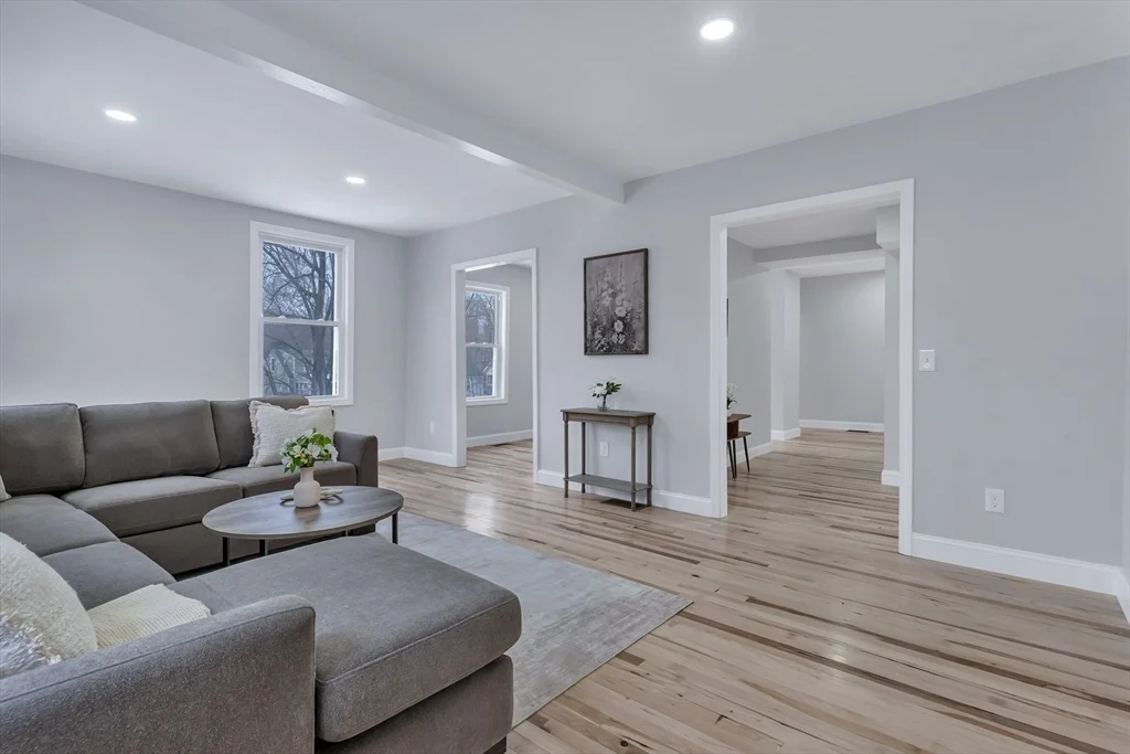 73 Walnut St, Dedham