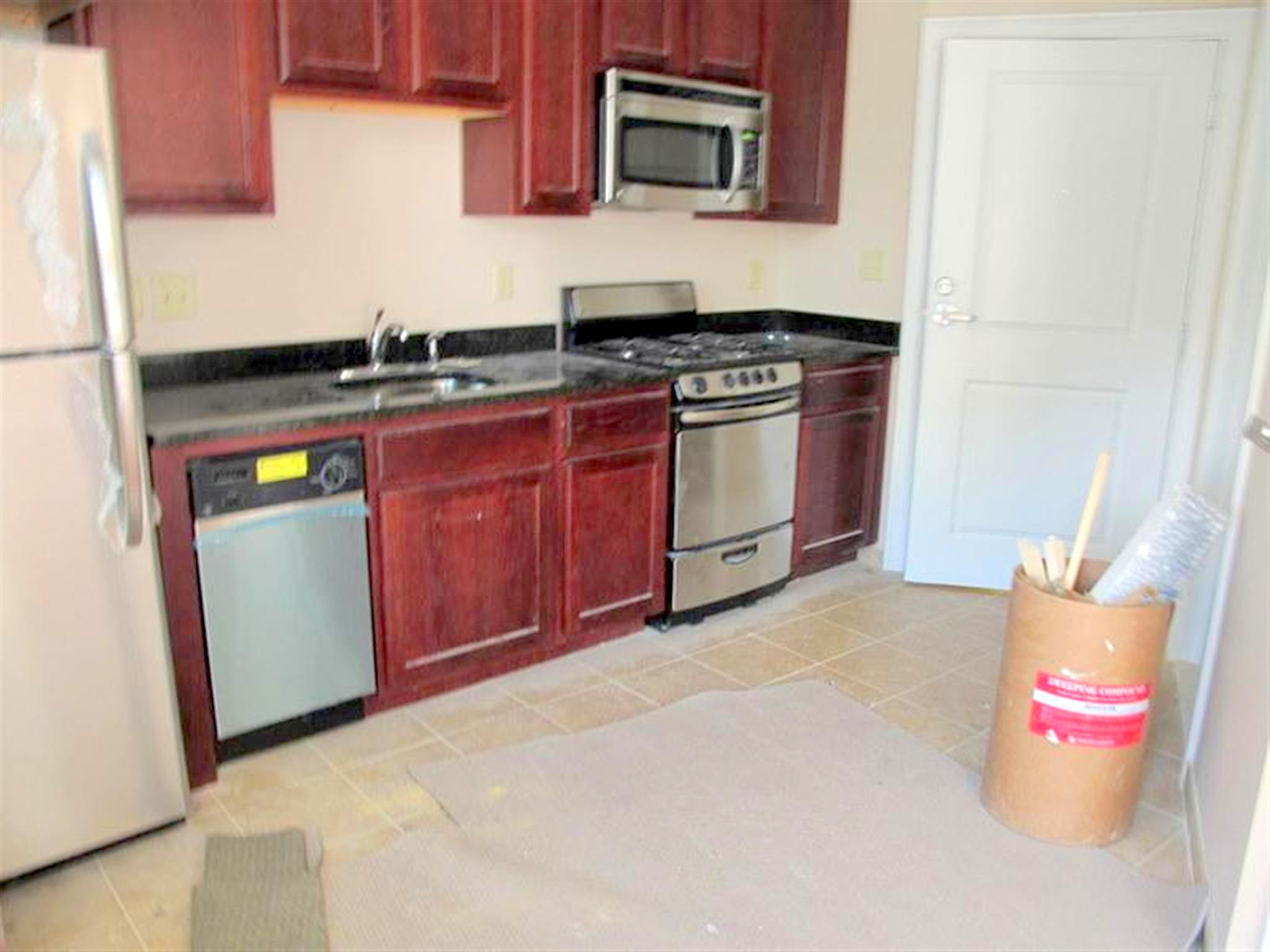 Studio bed, 1 bath apartment for rent at 921 Massachusetts Ave Unit 2, Central Square — photo 1 of 6