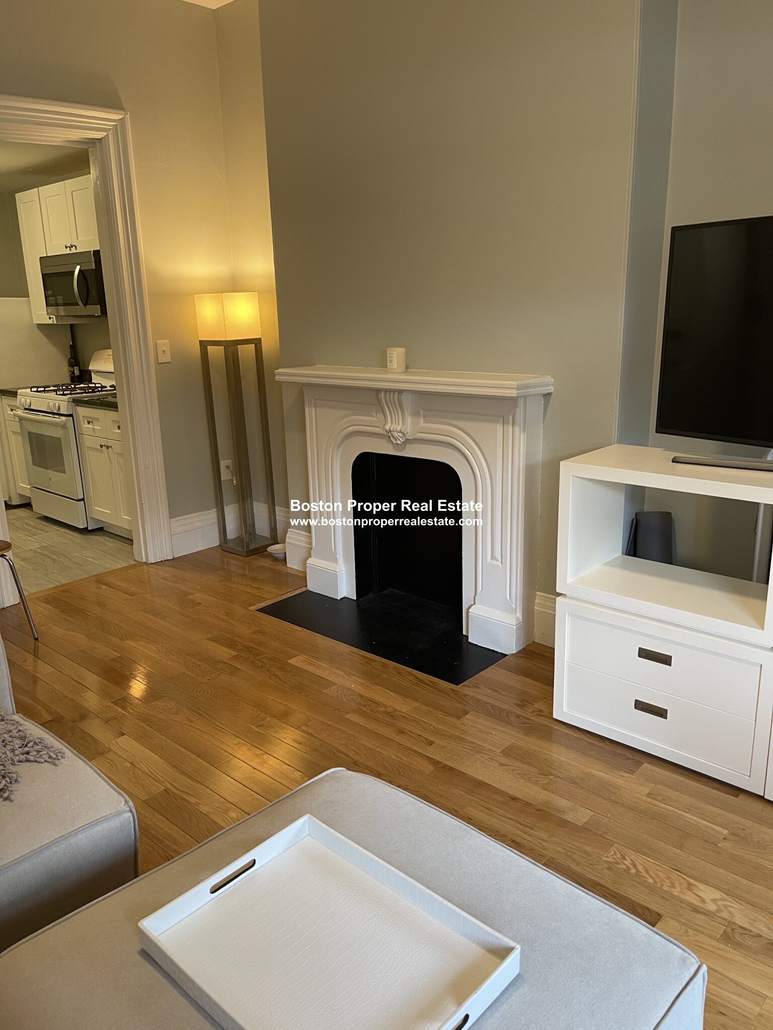 133 Newbury St, Back Bay