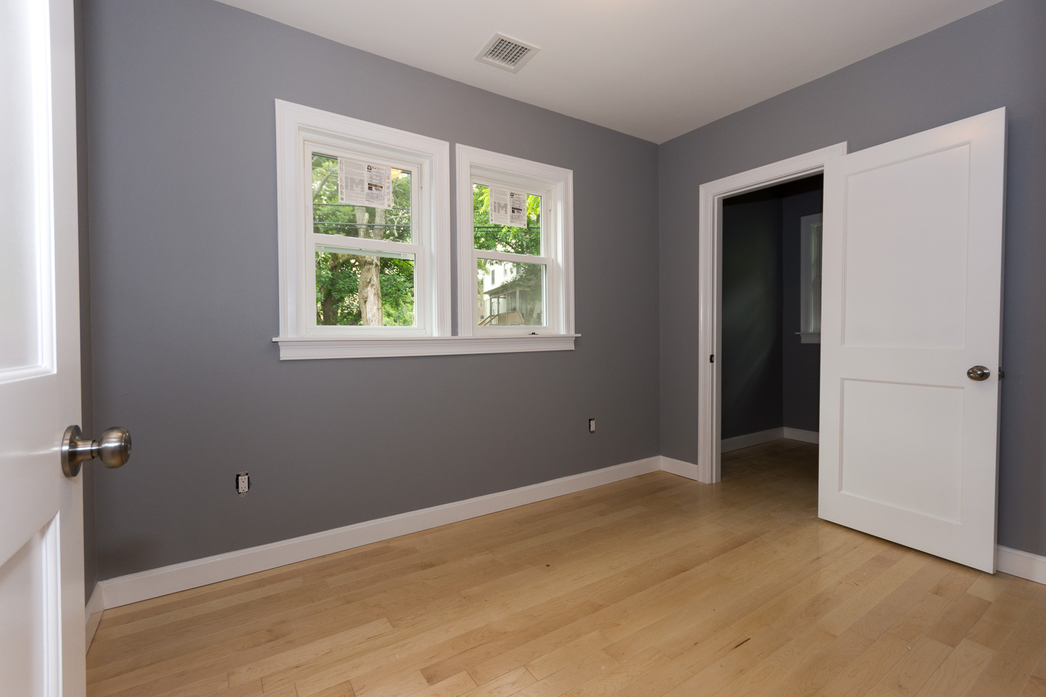 31-33 Thornton St, Roxbury