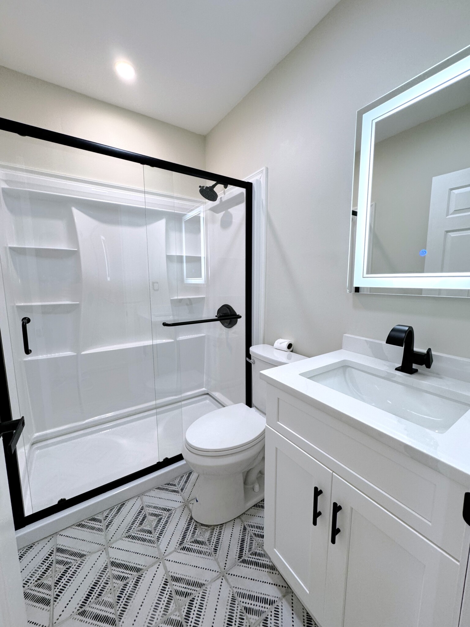 6 Moreland St, Roxbury