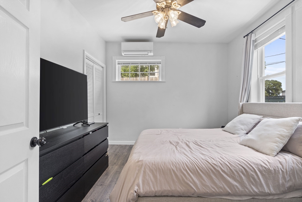 2 Kemp St, South Boston